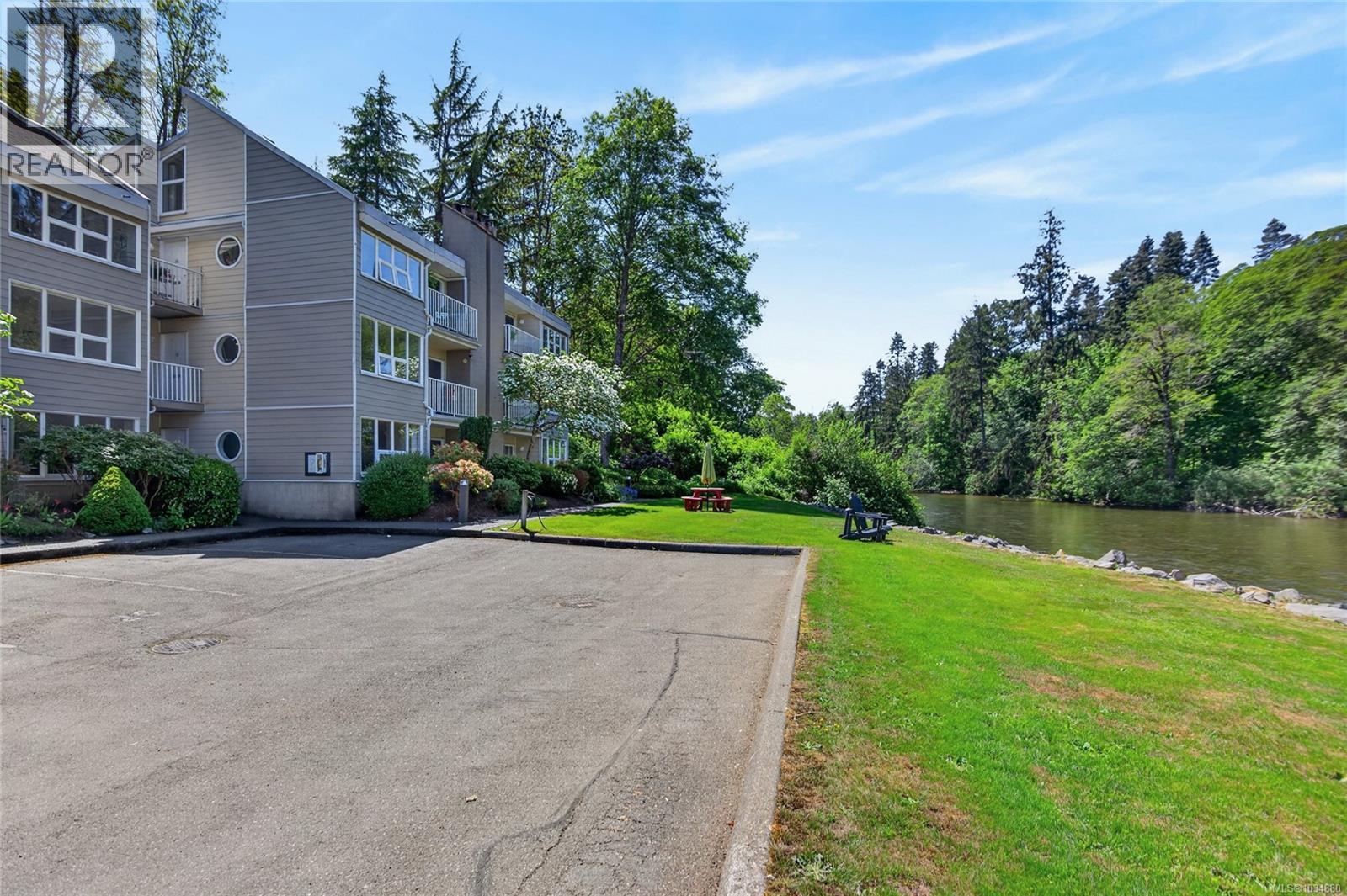 102 205 1st St, Courtenay, British Columbia  V9N 1A5 - Photo 40 - 1034880