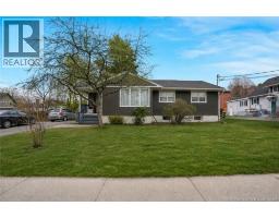 532 Central Court, Fredericton, New Brunswick