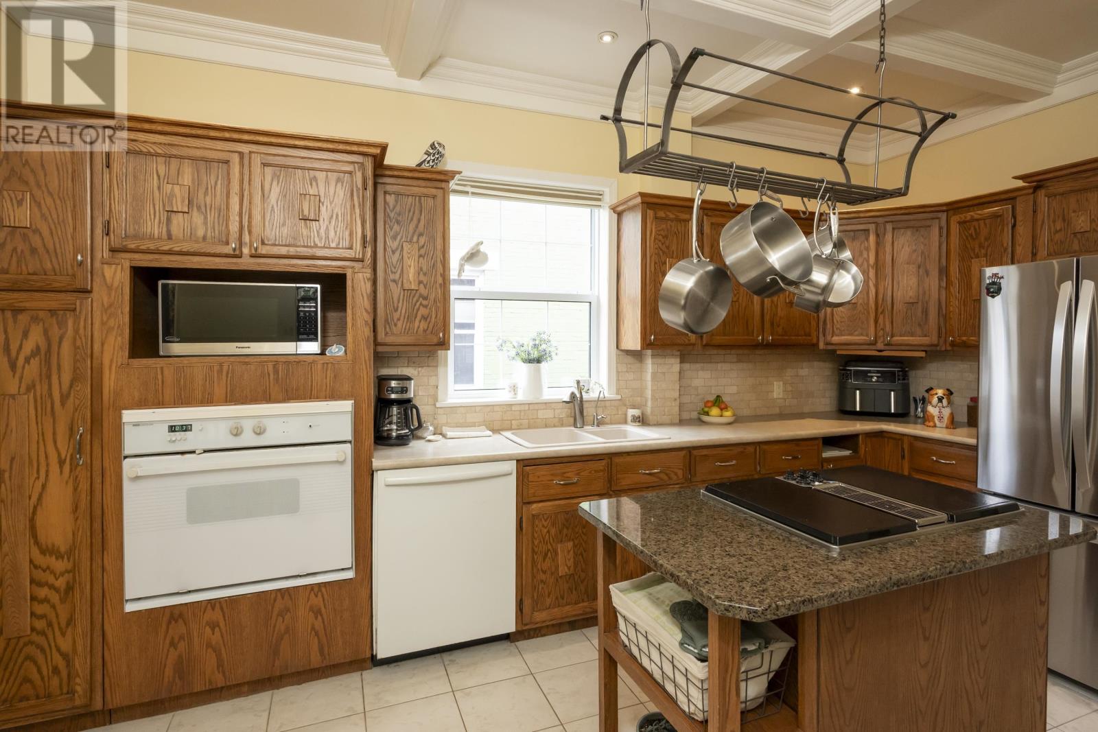 327 Catherine St, Thunder Bay, Ontario  P7E 1K7 - Photo 16 - TB2600961