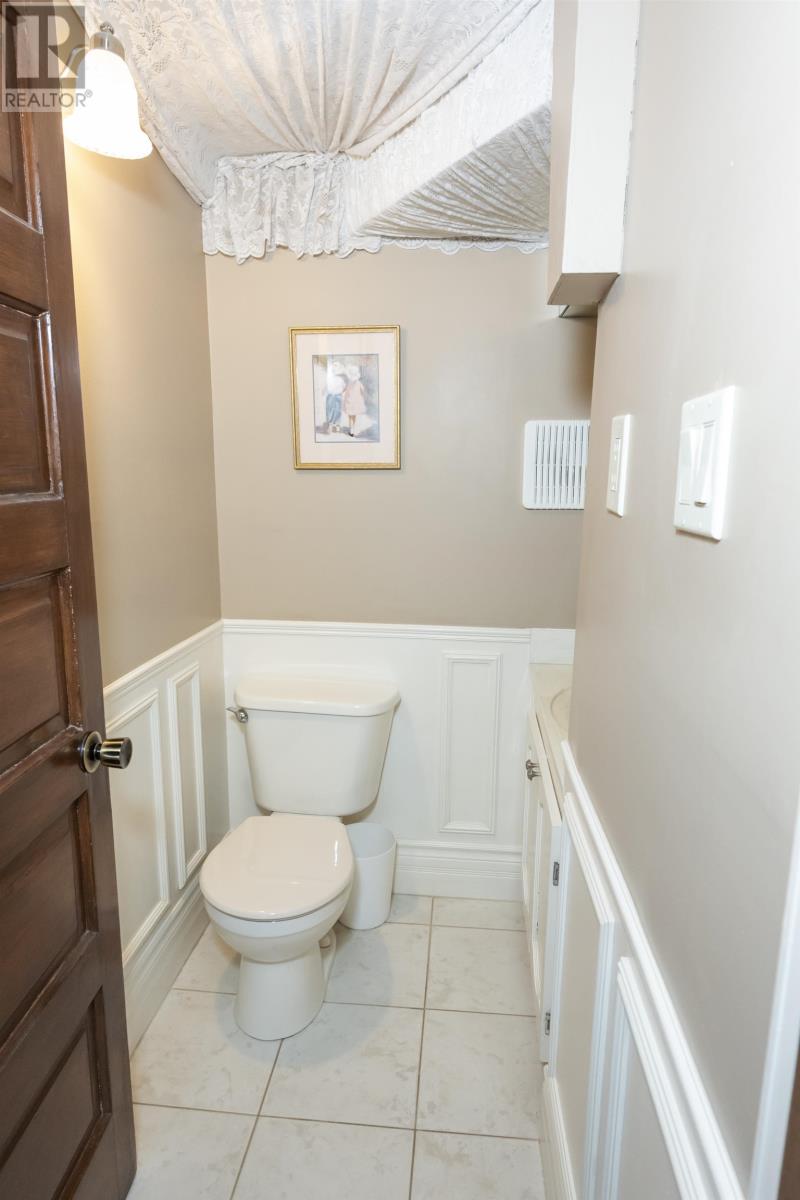 327 Catherine St, Thunder Bay, Ontario  P7E 1K7 - Photo 23 - TB2600961