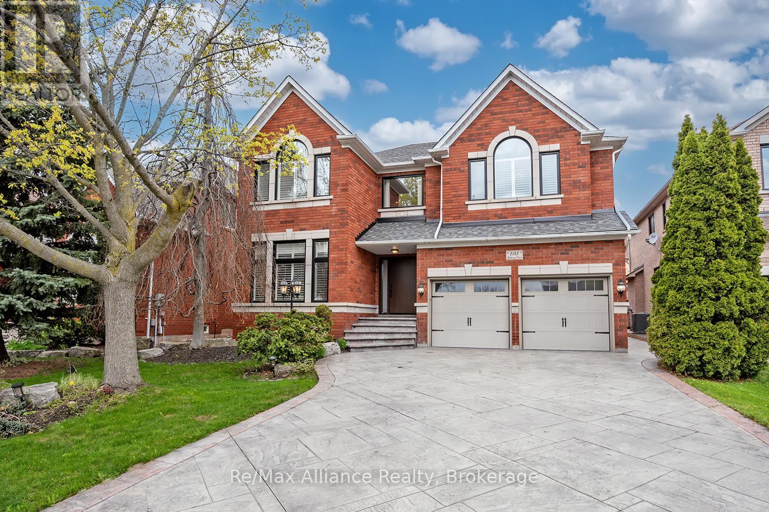2182 GALLOWAY DRIVE, Oakville, Ontario