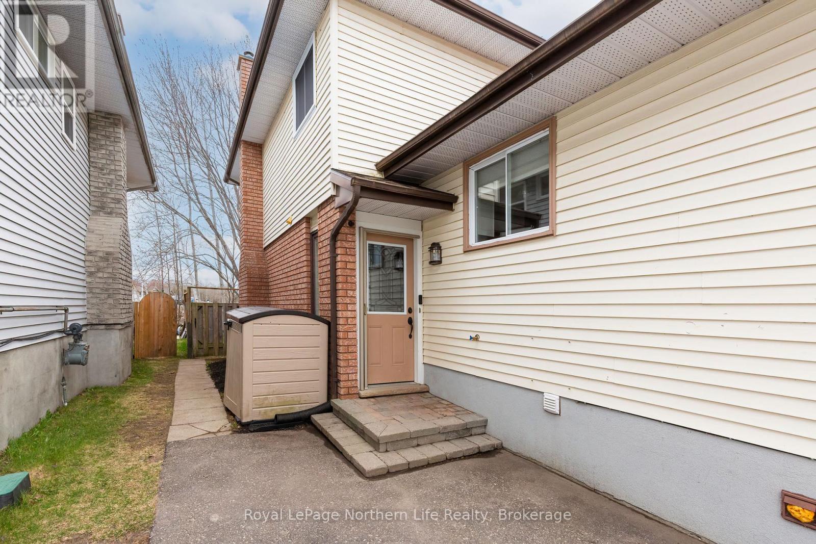 173 Massey Drive, North Bay, Ontario  P1A 4G5 - Photo 3 - X13102798