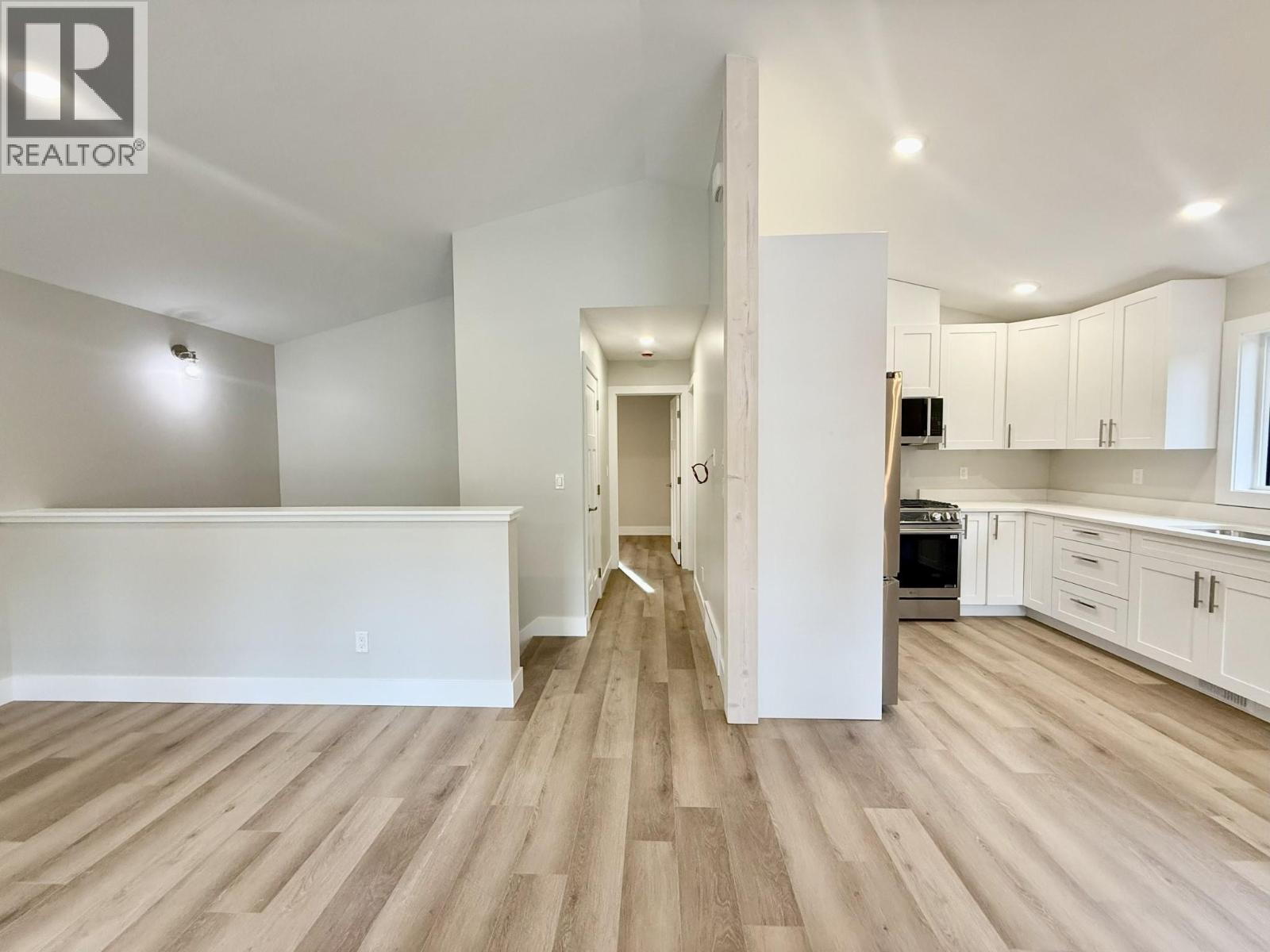 1938 Foxwood Trail Unit# 10, Windermere, British Columbia  V0B 2L2 - Photo 12 - 10386618