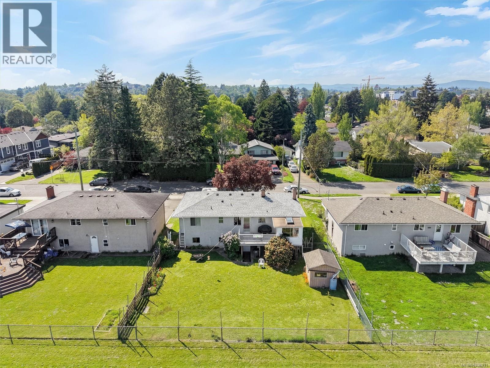 3917 Ansell Rd, Saanich, British Columbia  V8P 4W1 - Photo 35 - 1036231