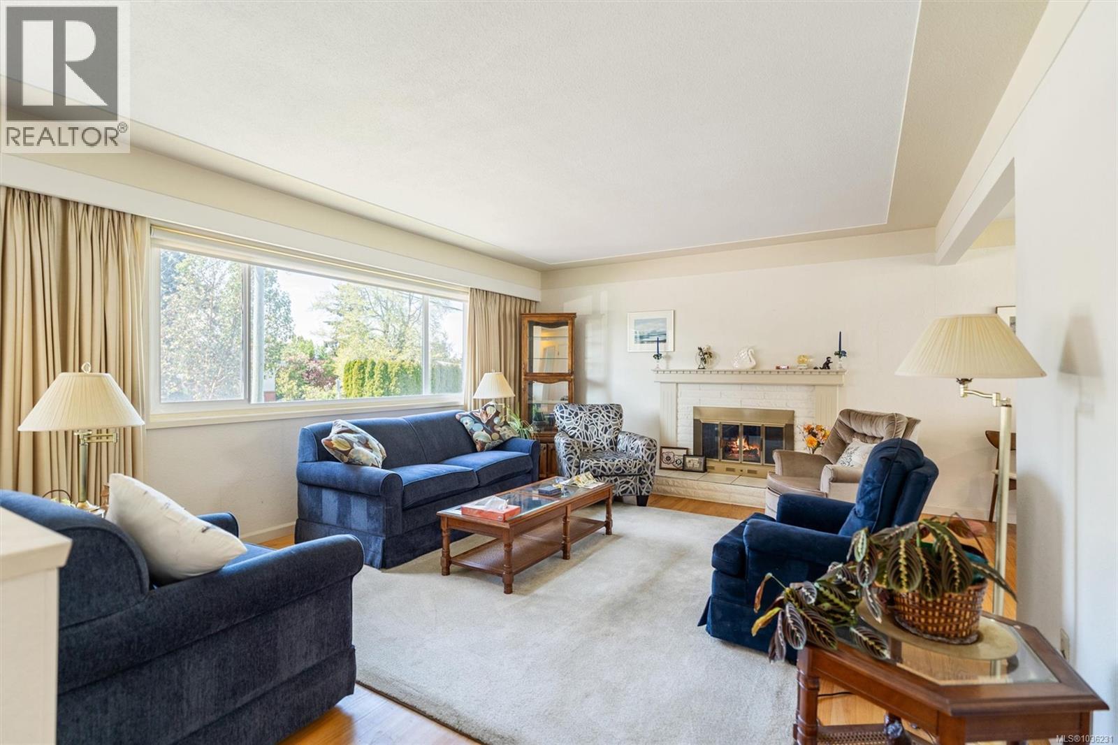 3917 Ansell Rd, Saanich, British Columbia  V8P 4W1 - Photo 8 - 1036231