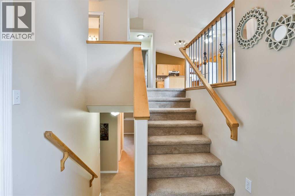 404 Lynx Crescent N, Lethbridge, Alberta  T1H 6X6 - Photo 11 - A2309111