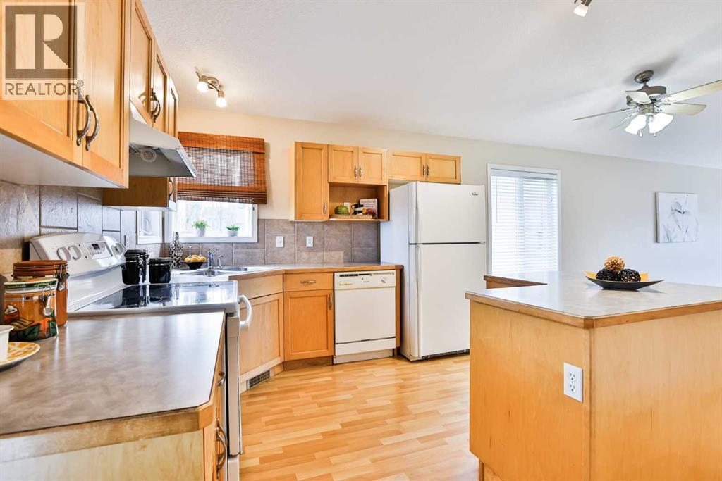 404 Lynx Crescent N, Lethbridge, Alberta  T1H 6X6 - Photo 17 - A2309111