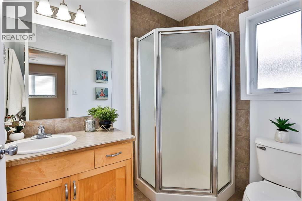 404 Lynx Crescent N, Lethbridge, Alberta  T1H 6X6 - Photo 22 - A2309111