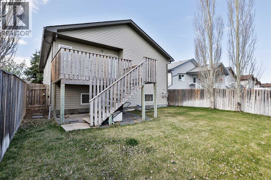 404 Lynx Crescent N, Lethbridge, Alberta  T1H 6X6 - Photo 3 - A2309111