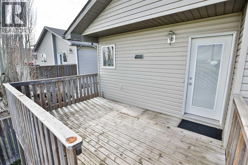404 Lynx Crescent N, Lethbridge, Alberta  T1H 6X6 - Photo 6 - A2309111