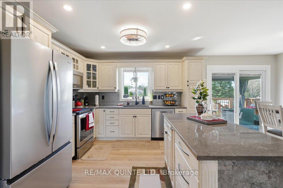 29 Stonegate Crescent, Quinte West, Ontario  K0K 2C0 - Photo 11 - X13102696