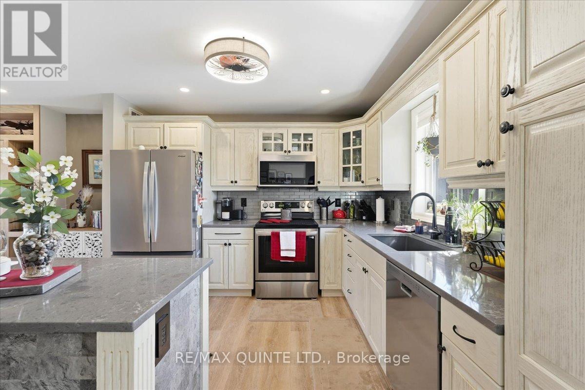 29 Stonegate Crescent, Quinte West, Ontario  K0K 2C0 - Photo 14 - X13102696