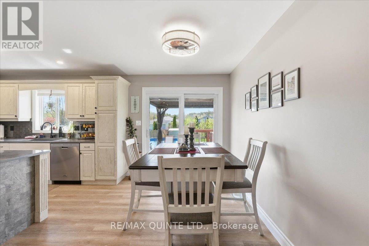 29 Stonegate Crescent, Quinte West, Ontario  K0K 2C0 - Photo 19 - X13102696