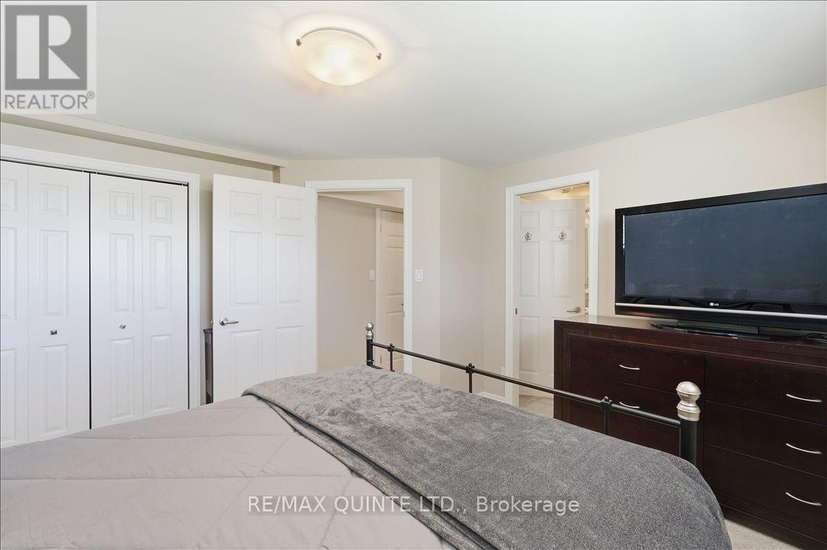 29 Stonegate Crescent, Quinte West, Ontario  K0K 2C0 - Photo 35 - X13102696