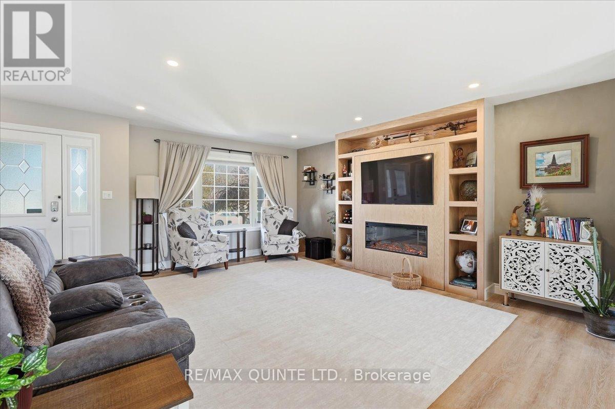 29 Stonegate Crescent, Quinte West, Ontario  K0K 2C0 - Photo 8 - X13102696