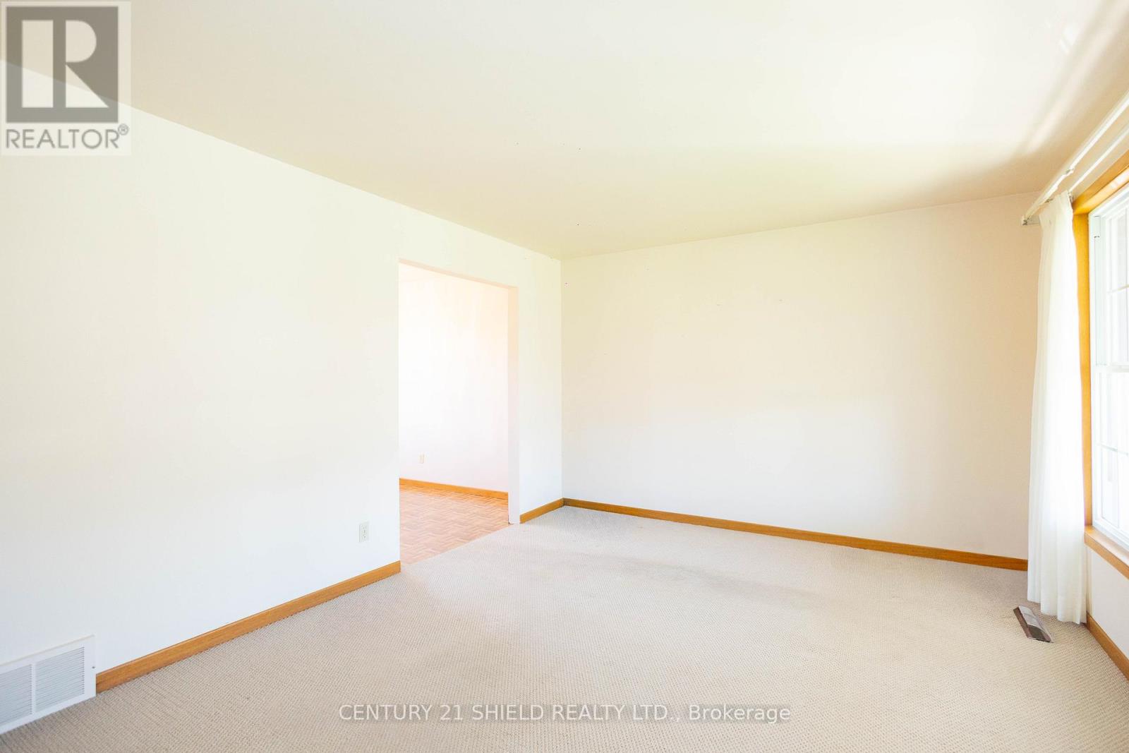 901 Laflin Street, Cornwall, Ontario  K6J 5J3 - Photo 7 - X13102458