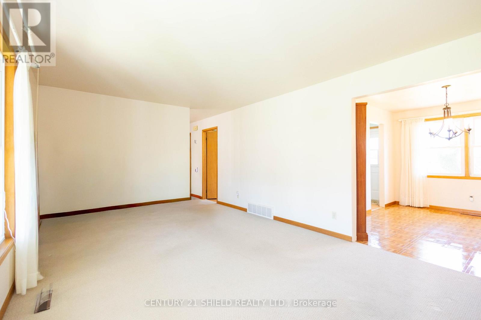 901 Laflin Street, Cornwall, Ontario  K6J 5J3 - Photo 8 - X13102458