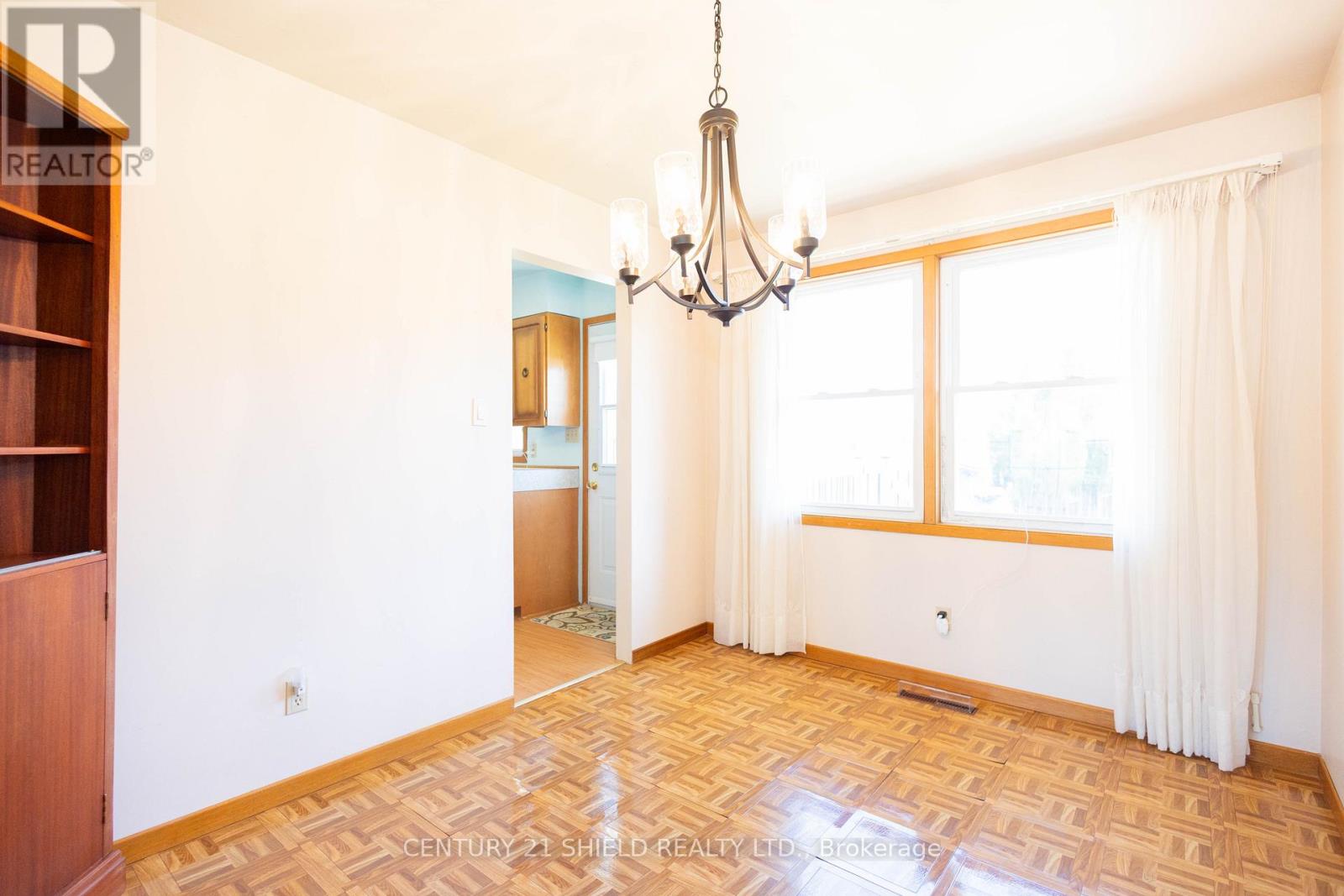 901 Laflin Street, Cornwall, Ontario  K6J 5J3 - Photo 9 - X13102458