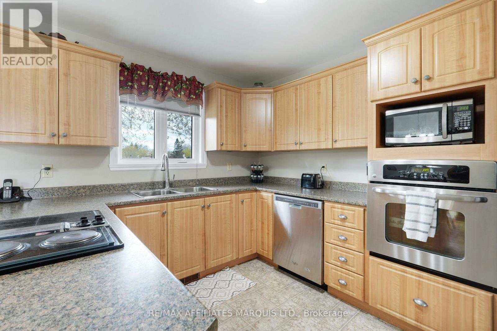 297 Ivan Crescent, Cornwall, Ontario  K6H 7C6 - Photo 10 - X13102794