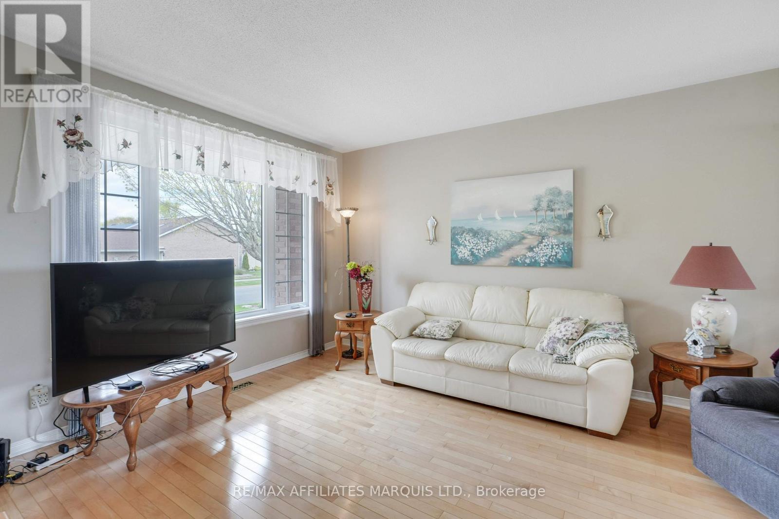 297 Ivan Crescent, Cornwall, Ontario  K6H 7C6 - Photo 5 - X13102794