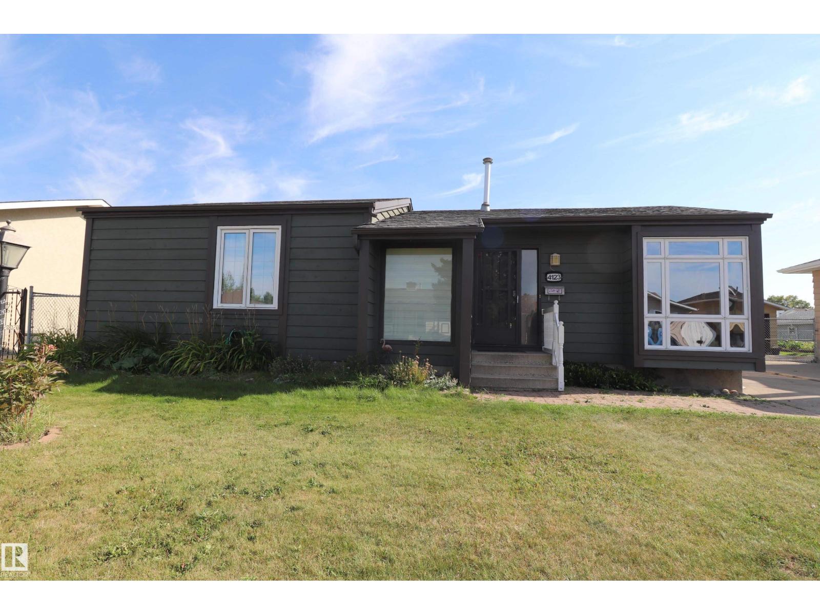 4123 136 Av Nw, Edmonton, Alberta  T5A 2N9 - Photo 1 - E4483301
