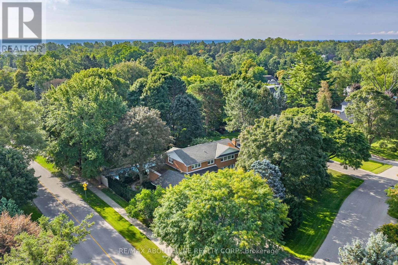 1284 Cleaver Drive, Oakville, Ontario  L6J 1W3 - Photo 29 - W13082524