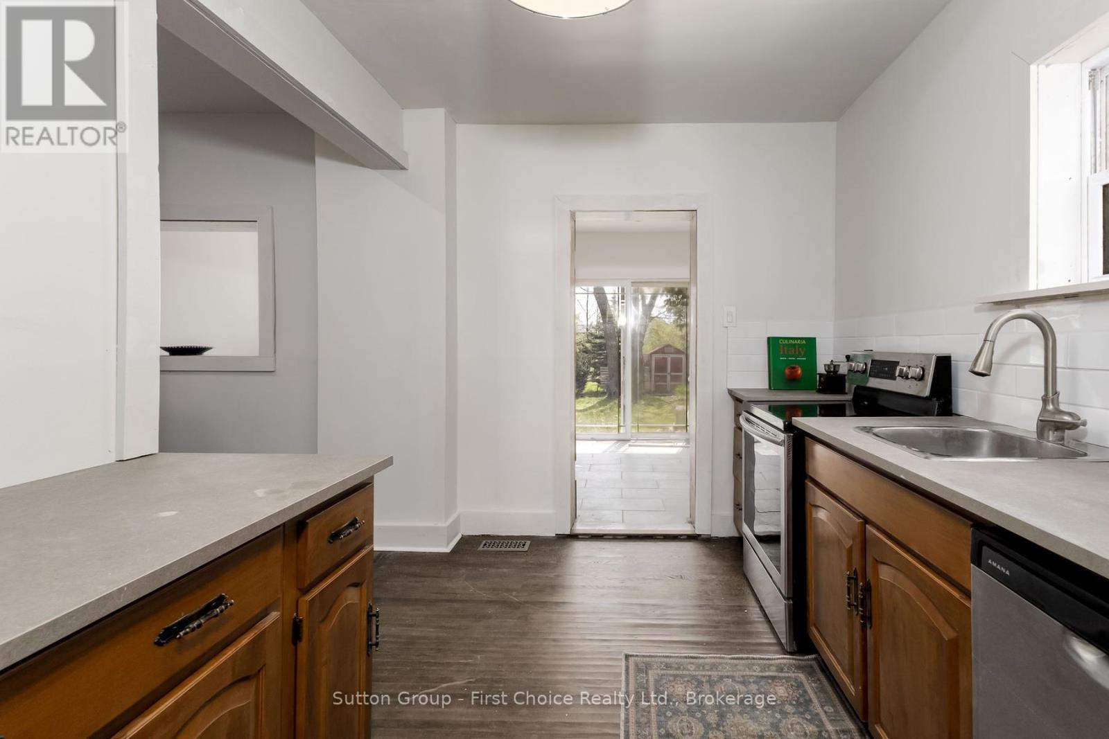 383 Douro Street, Stratford, Ontario N5A 3S8 - Photo 11 - X13102546