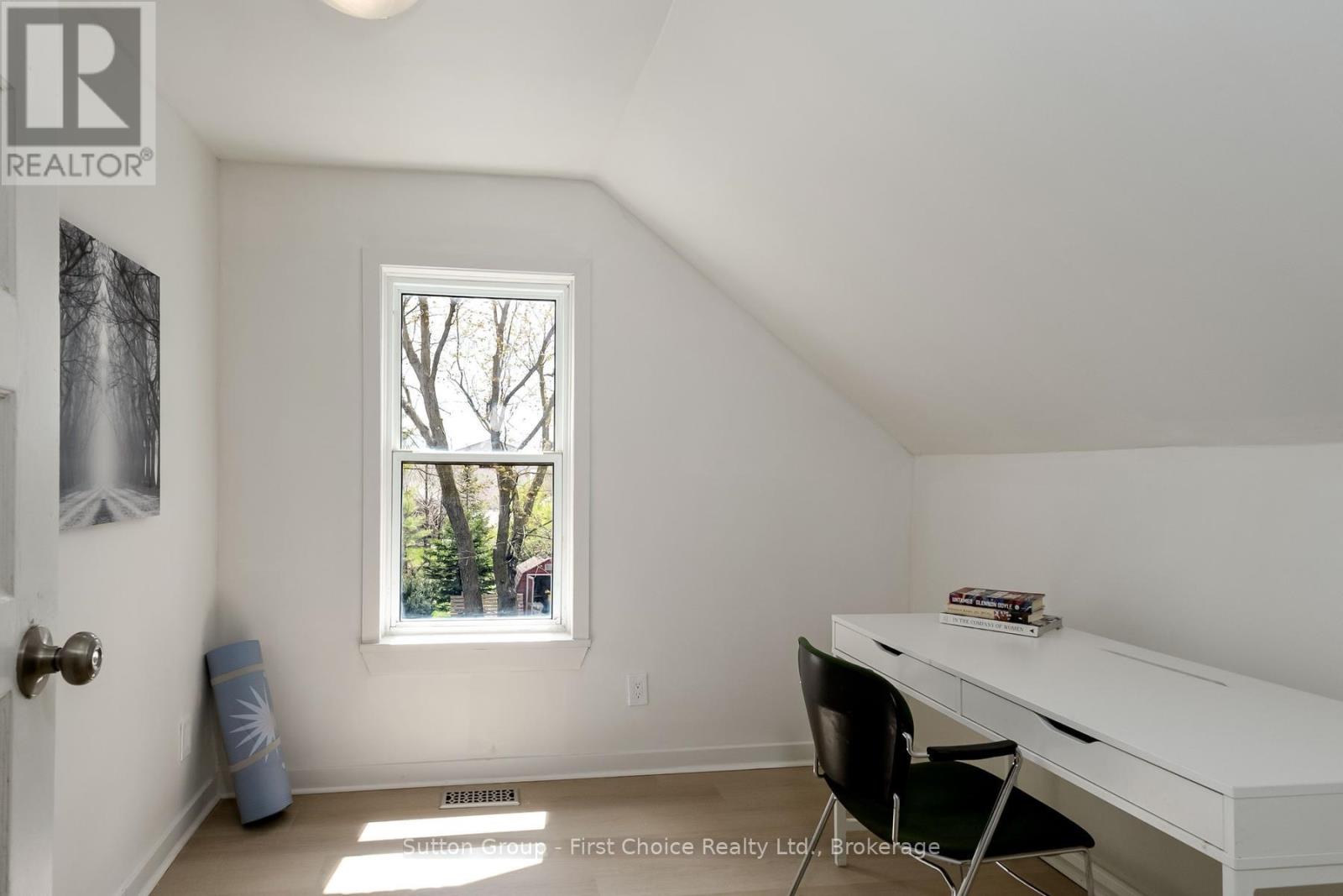 383 Douro Street, Stratford, Ontario N5A 3S8 - Photo 25 - X13102546