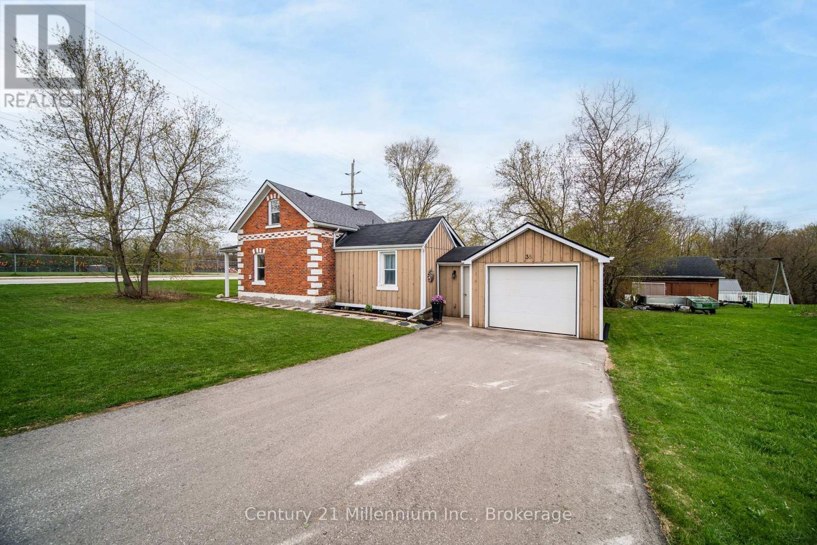 38 Alice Street, Grey Highlands, Ontario  N0C 1E0 - Photo 7 - X13102690