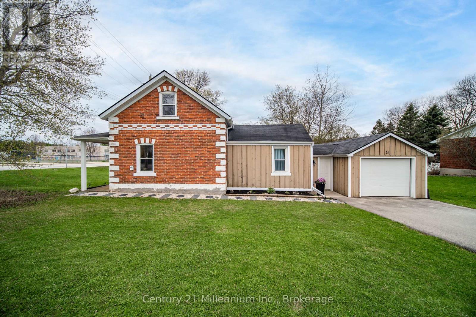 38 Alice Street, Grey Highlands, Ontario  N0C 1E0 - Photo 8 - X13102690