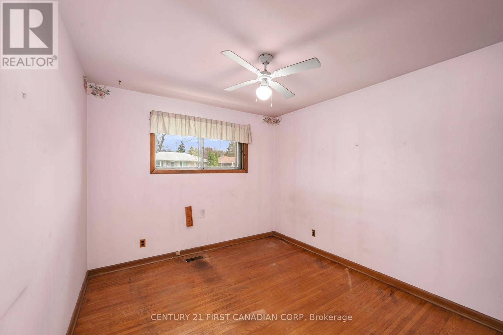 33 Strathcona Drive, London East, Ontario  N5W 1P7 - Photo 11 - X13102530
