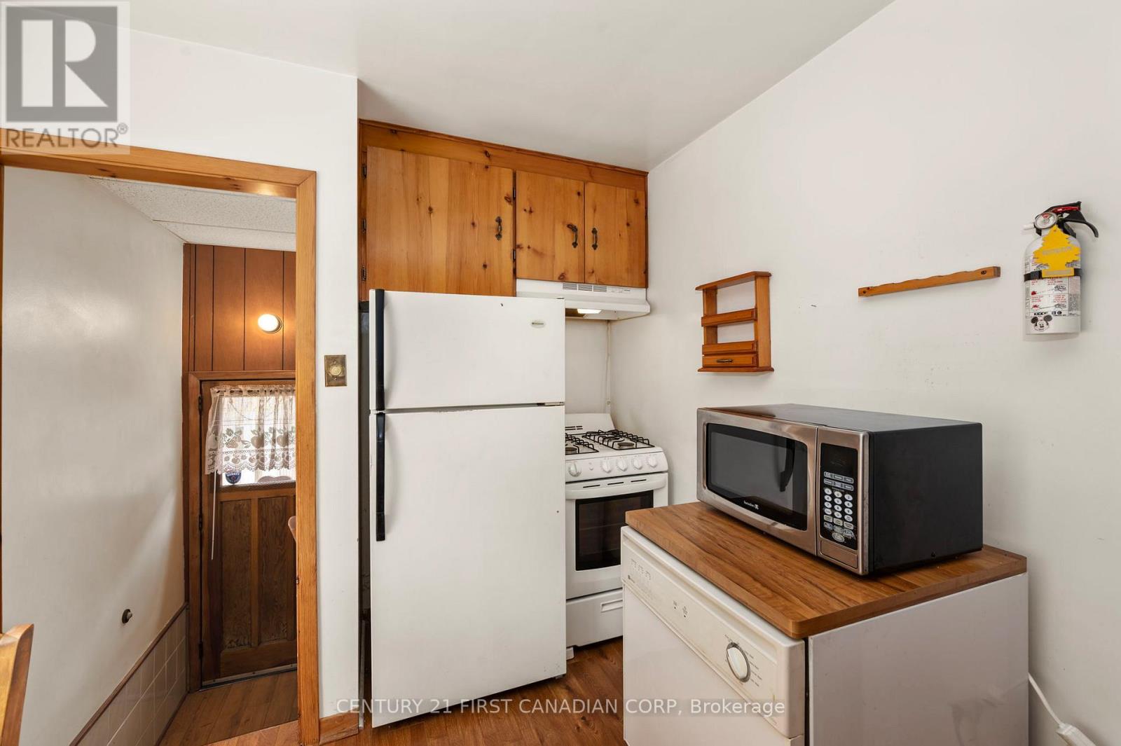 33 Strathcona Drive, London East, Ontario  N5W 1P7 - Photo 14 - X13102530