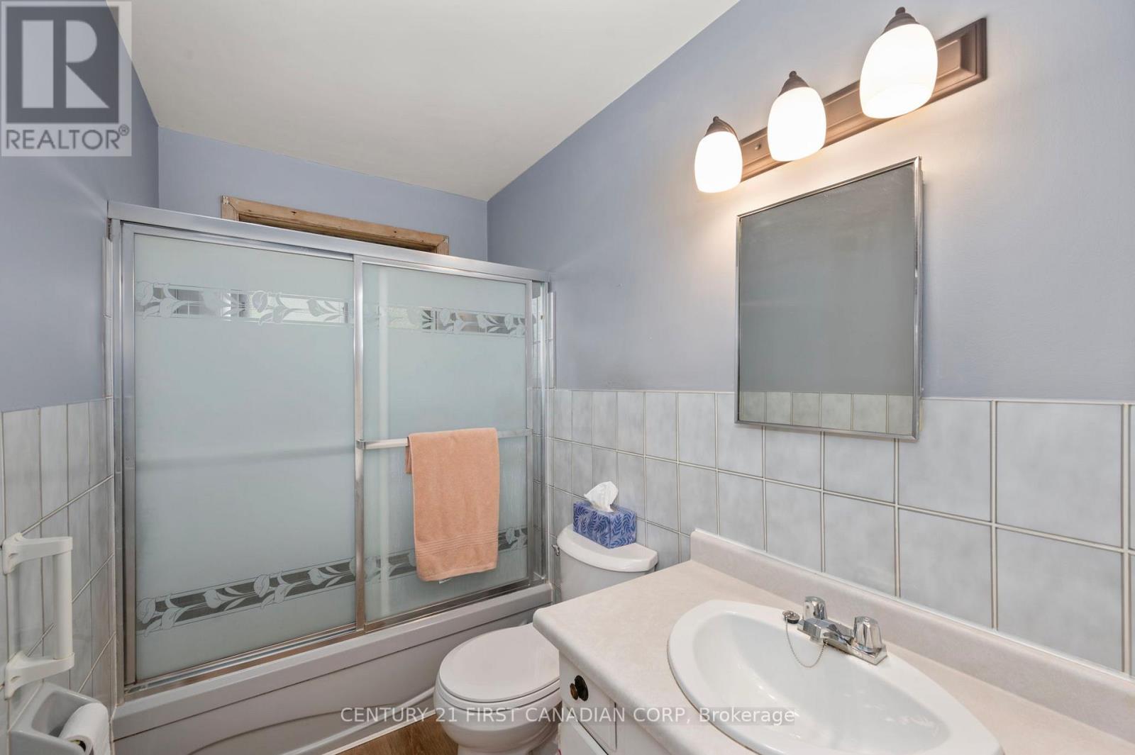 33 Strathcona Drive, London East, Ontario  N5W 1P7 - Photo 9 - X13102530
