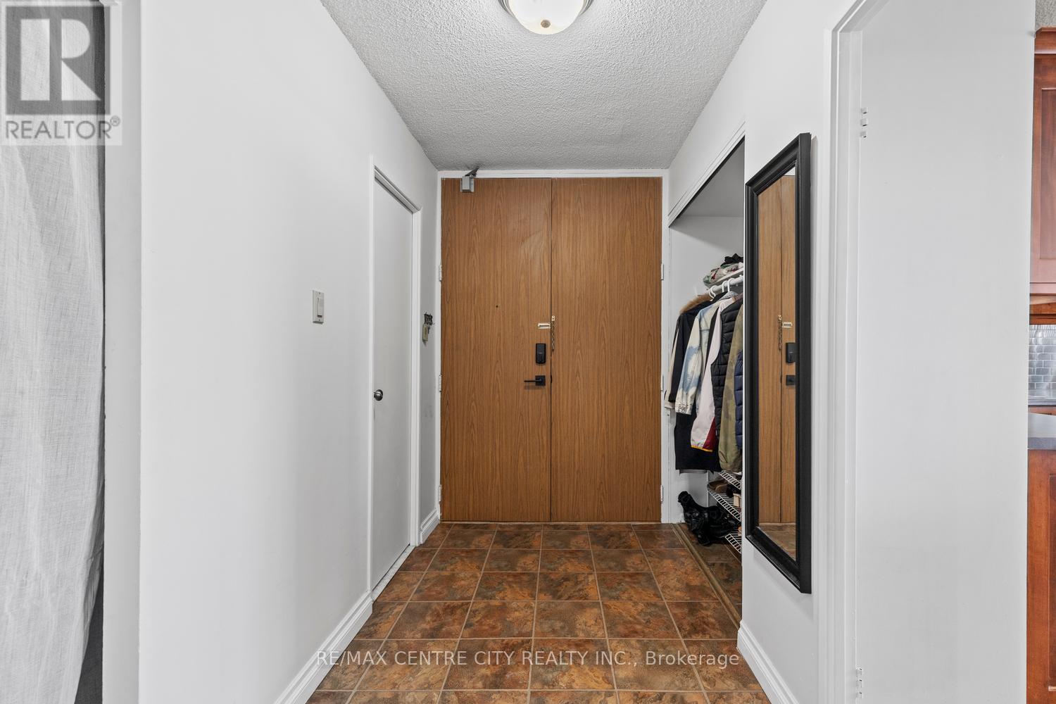 1606 - 380 King Street, London East, Ontario  N6B 3L6 - Photo 5 - X13102542