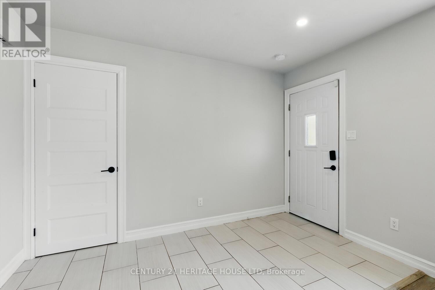 57 Vanbuskirk Drive, St. Thomas, Ontario  N5R 4Z3 - Photo 4 - X13102836