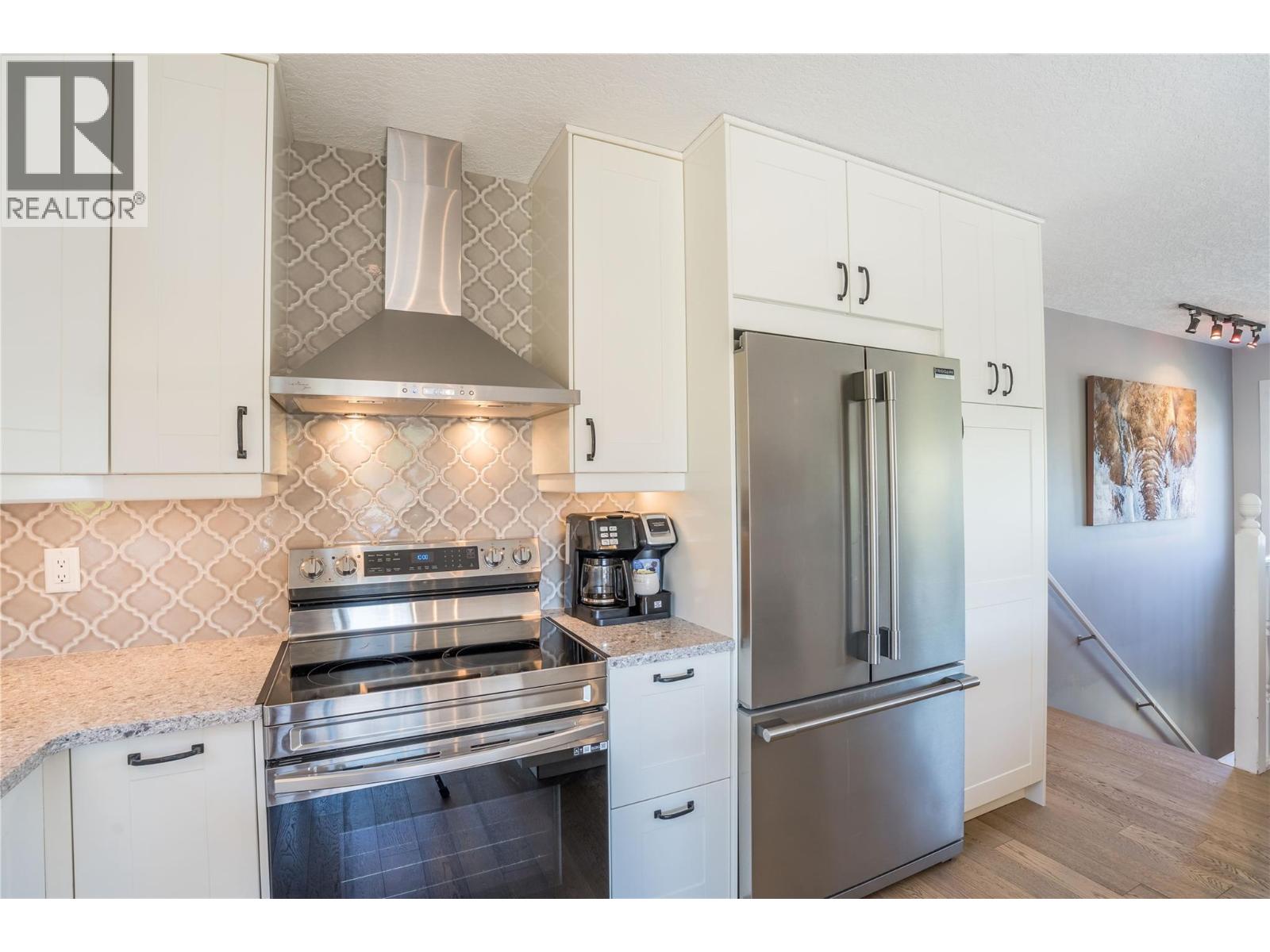 6106 Orr Place, Summerland, British Columbia  V0H 1Z7 - Photo 12 - 10386303