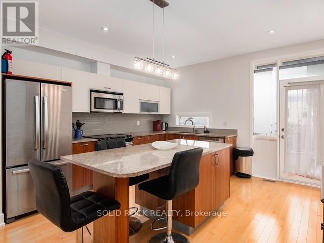 D - 63 Young Street, Ottawa, Ontario  K1S 5T5 - Photo 7 - X13102682