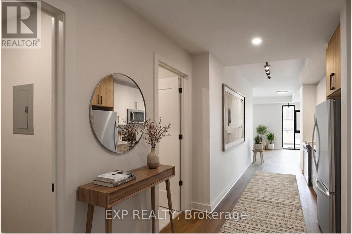 504 - 331 Cooper Street, Ottawa, Ontario  K2P 0G5 - Photo 2 - X13102740