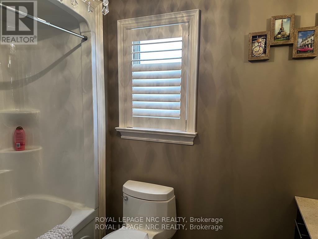 9228 Hendershot Boulevard, Niagara Falls, Ontario  L2H 0E3 - Photo 10 - X13102600