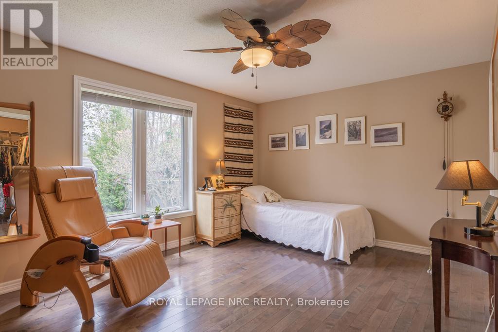 18 Harmony Drive, Niagara-On-The-Lake, Ontario  L0S 1J0 - Photo 17 - X13102602