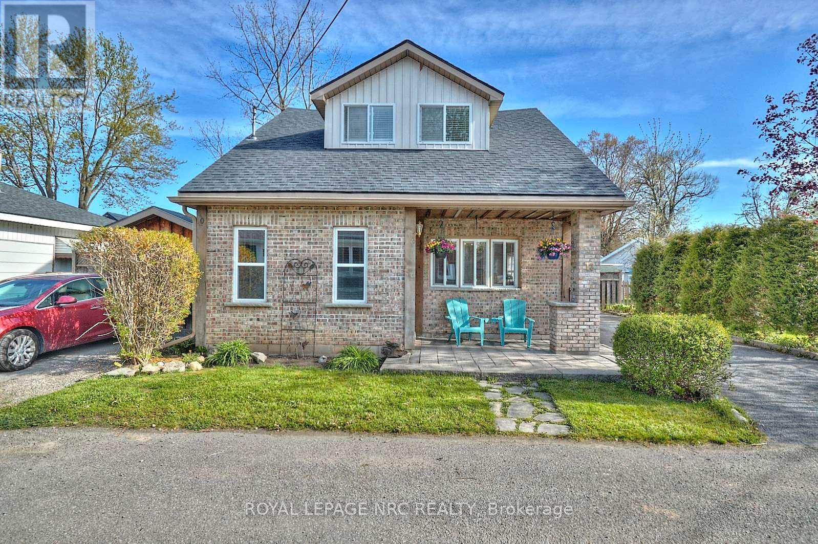 12 CONWAY PLACE, Fort Erie, Ontario