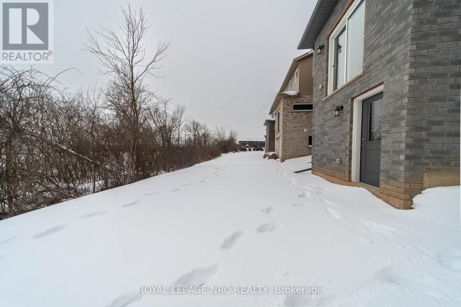52 Willson Drive, Thorold (Hurricane/merrittville), Ontario  L2V 0G7 - Photo 24 - X13102828