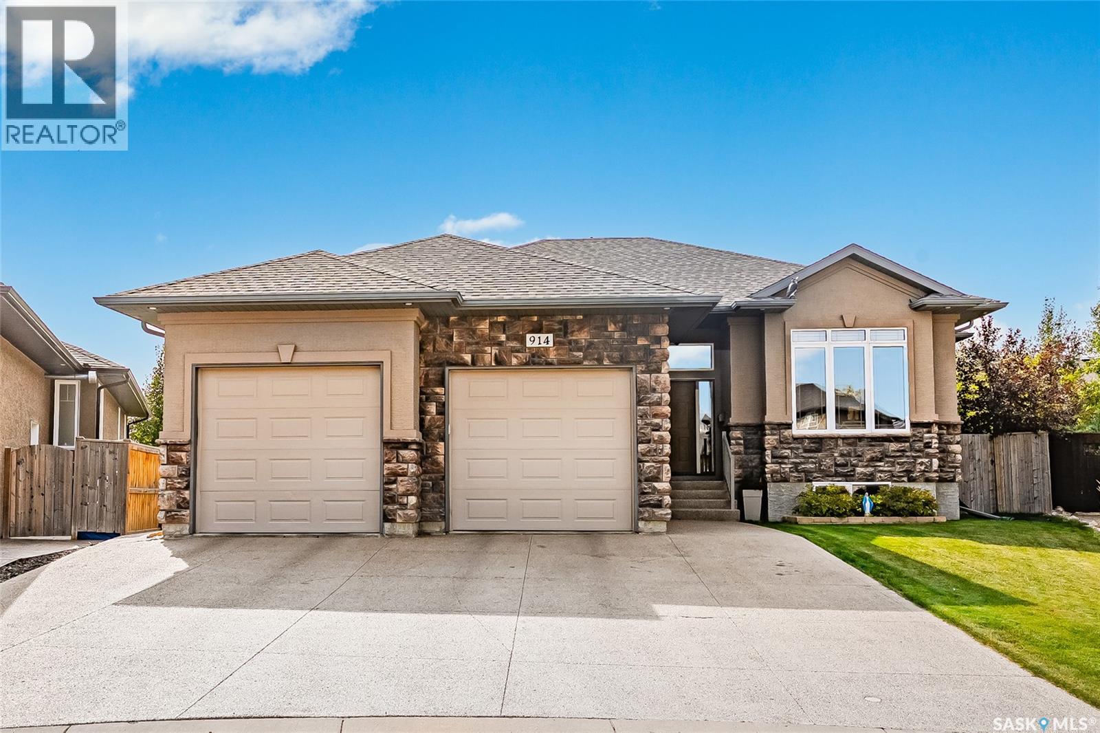 914 Paton BAY, Saskatoon, Saskatchewan