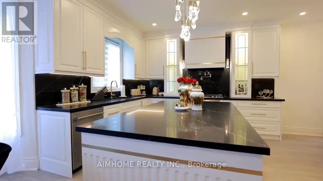 47 O'hara Crescent, Richmond Hill, Ontario  L4E 4L3 - Photo 32 - N12994248