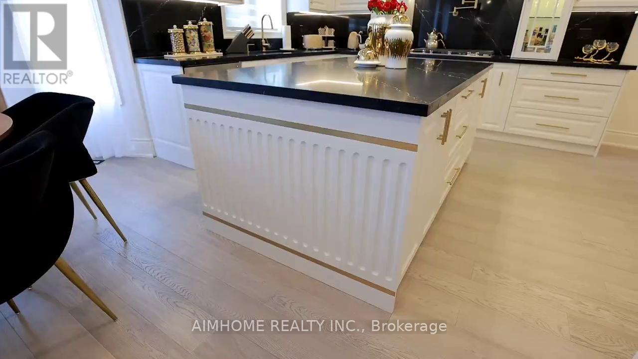 47 O'hara Crescent, Richmond Hill, Ontario  L4E 4L3 - Photo 43 - N12994248