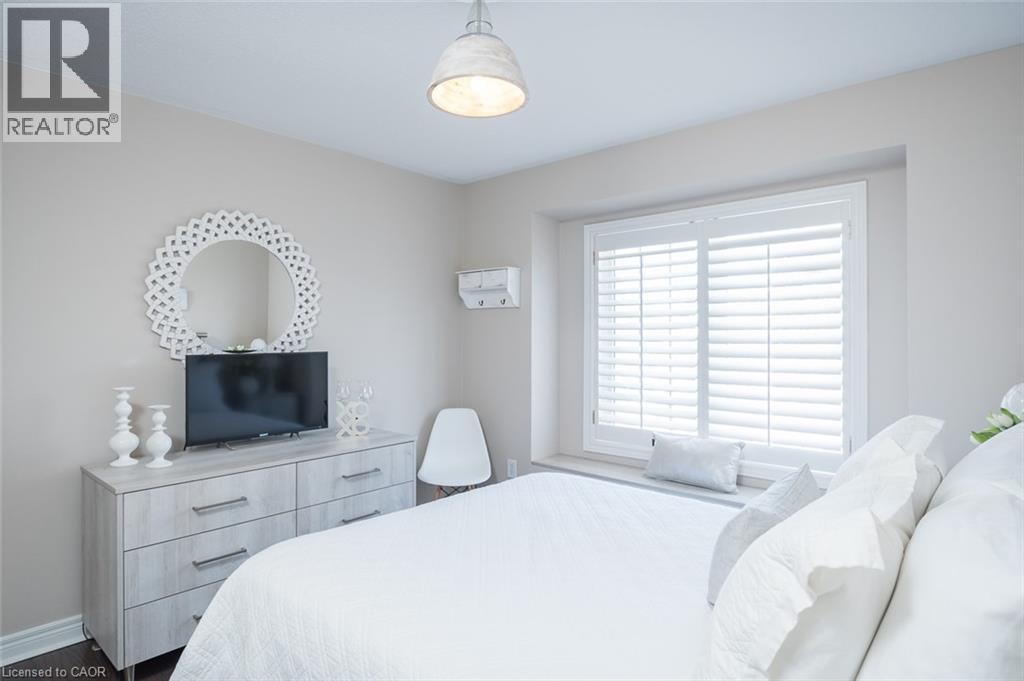 2454 Longridge Crescent, Oakville, Ontario  L6H 6N8 - Photo 34 - 40815412