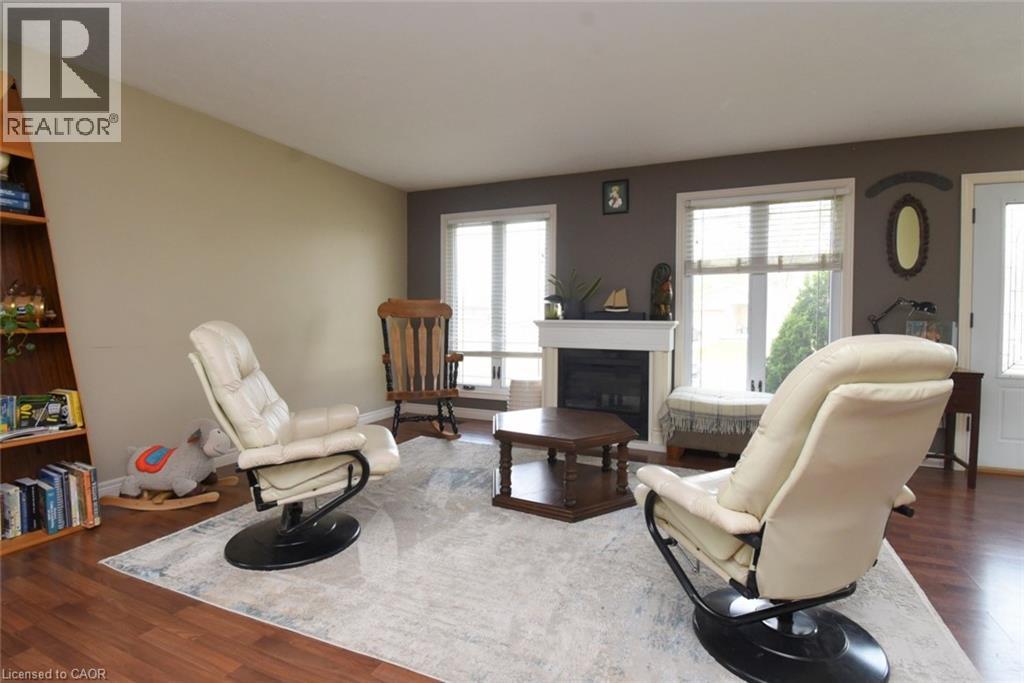 15 Woodfield Avenue, Townsend, Ontario  N0A 1S0 - Photo 9 - 40827683