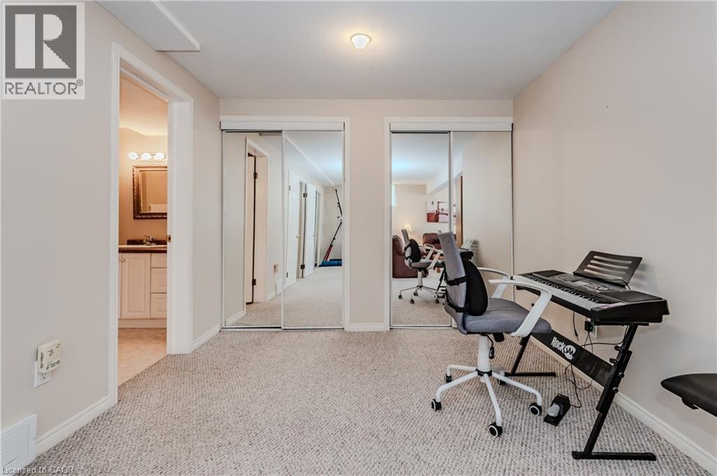 132 Daimler Drive, Kitchener, Ontario  N2A 4C2 - Photo 34 - 40827325