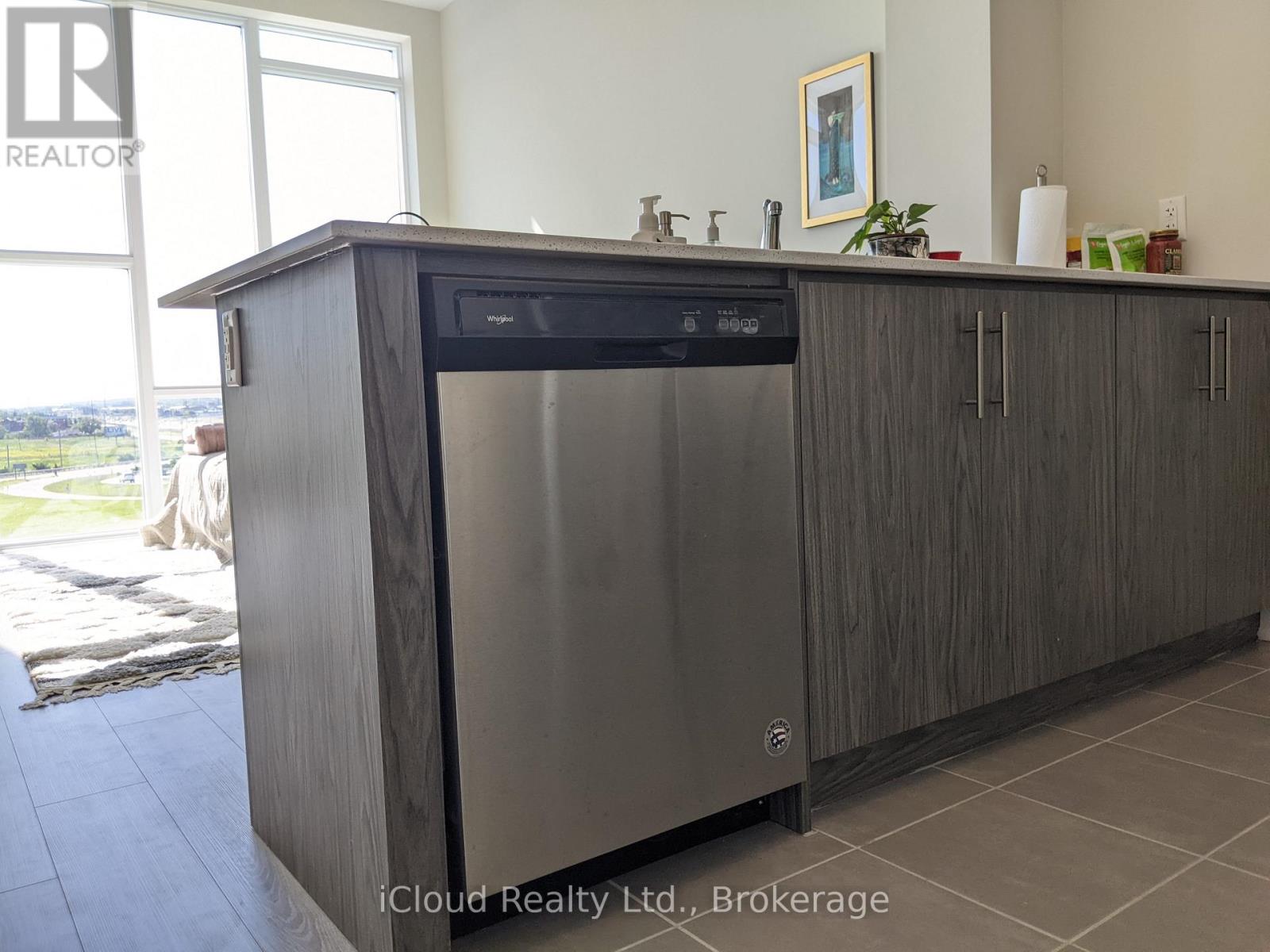 617 - 16 Concord Place, Grimsby, Ontario  L3M 0J1 - Photo 10 - X13099528