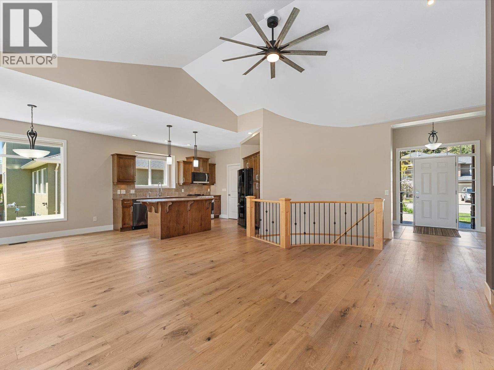 2413 Cobblestone Road, West Kelowna, British Columbia  V4T 3A7 - Photo 10 - 10386381